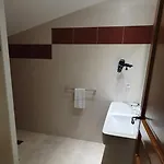 فندق مبيت وإفطار Les Memis 3*
