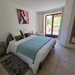 Les Memis فندق مبيت وإفطار Bourdeilles