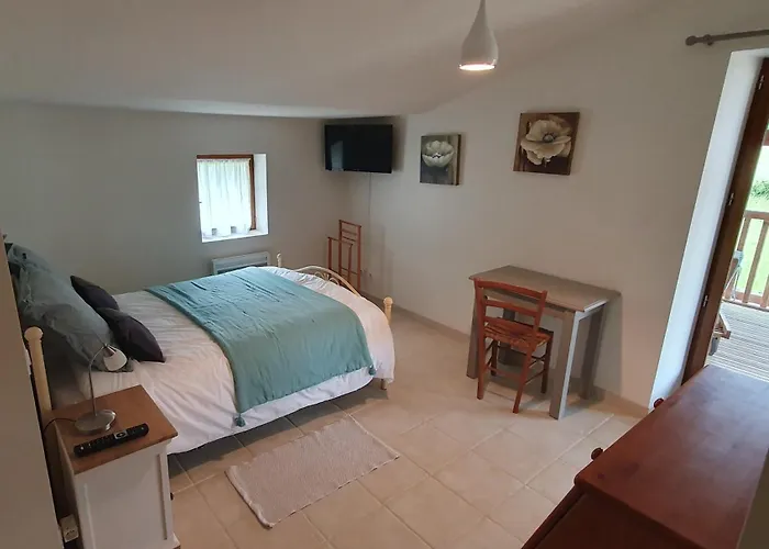 Les Memis Bed and Breakfast